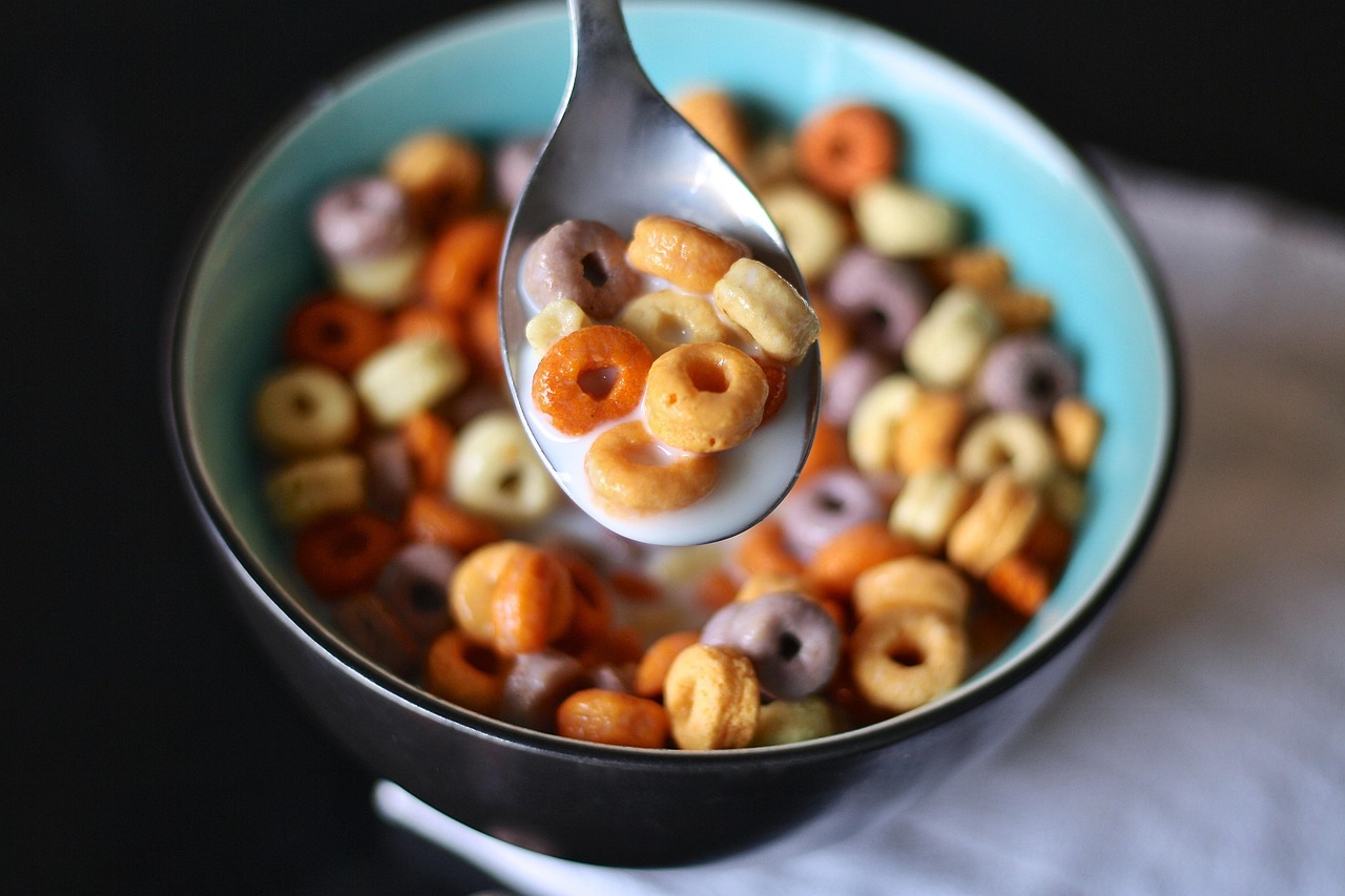 cereal, spoon, milk, cheerios, morning, food, breakfast, eating, meal, childhood, nutrition, bowl, colorful, cereal, cereal, cereal, cereal, cereal, breakfast